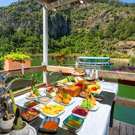 Deniz Paradise